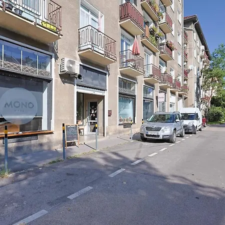 Cozy Next To Bus Station With Perfect Views Bratislava
