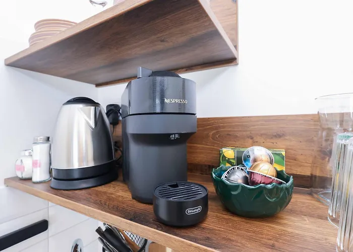 Cozy Next To Bus Station With Perfect Views