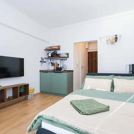 Apartmán Cozy Next To Bus Station With Perfect Views *