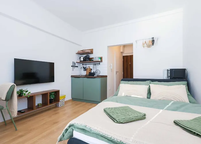 شقة Cozy Next To Bus Station With Perfect Views *